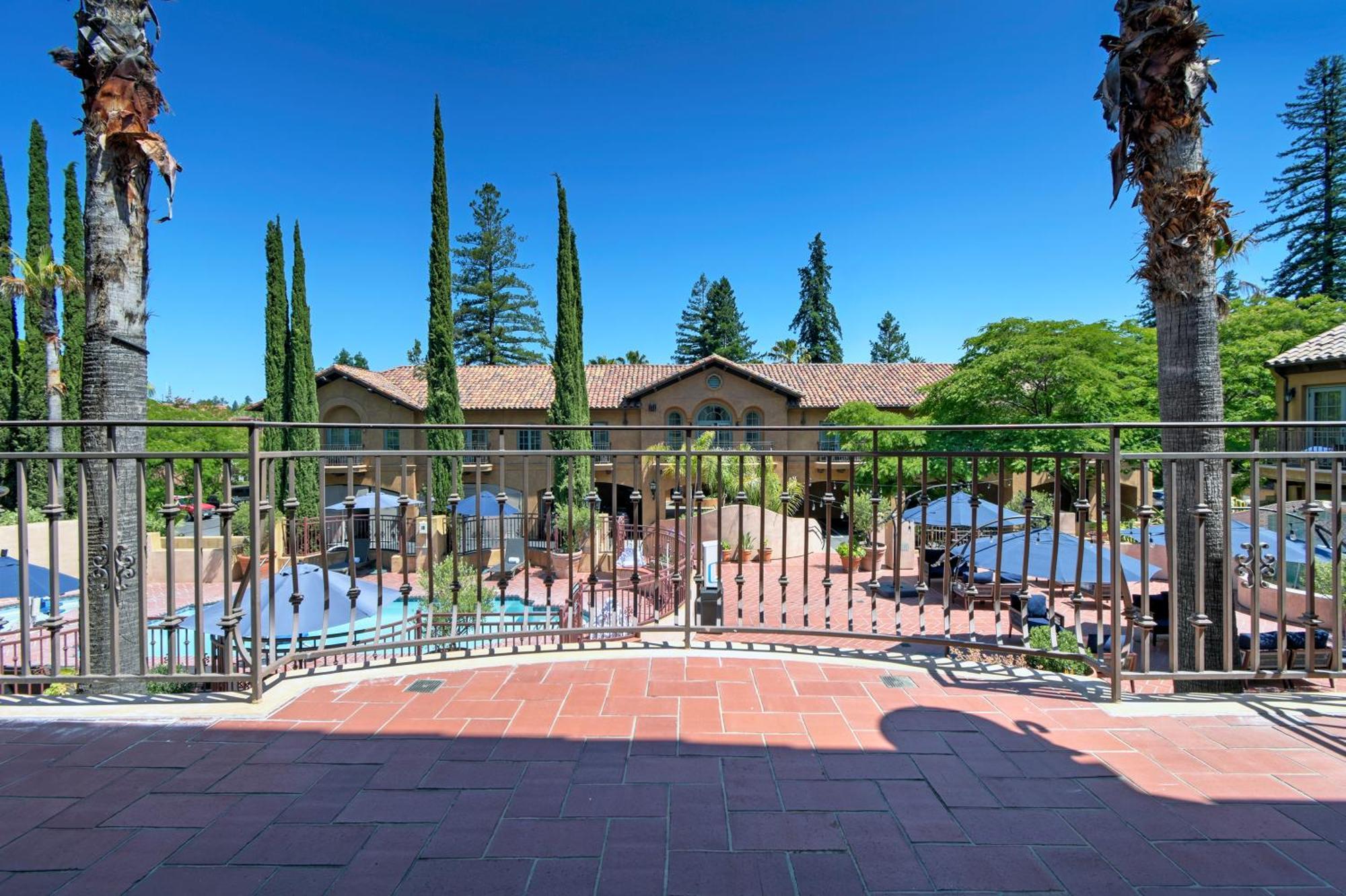 Hotel Los Gatos Extérieur photo