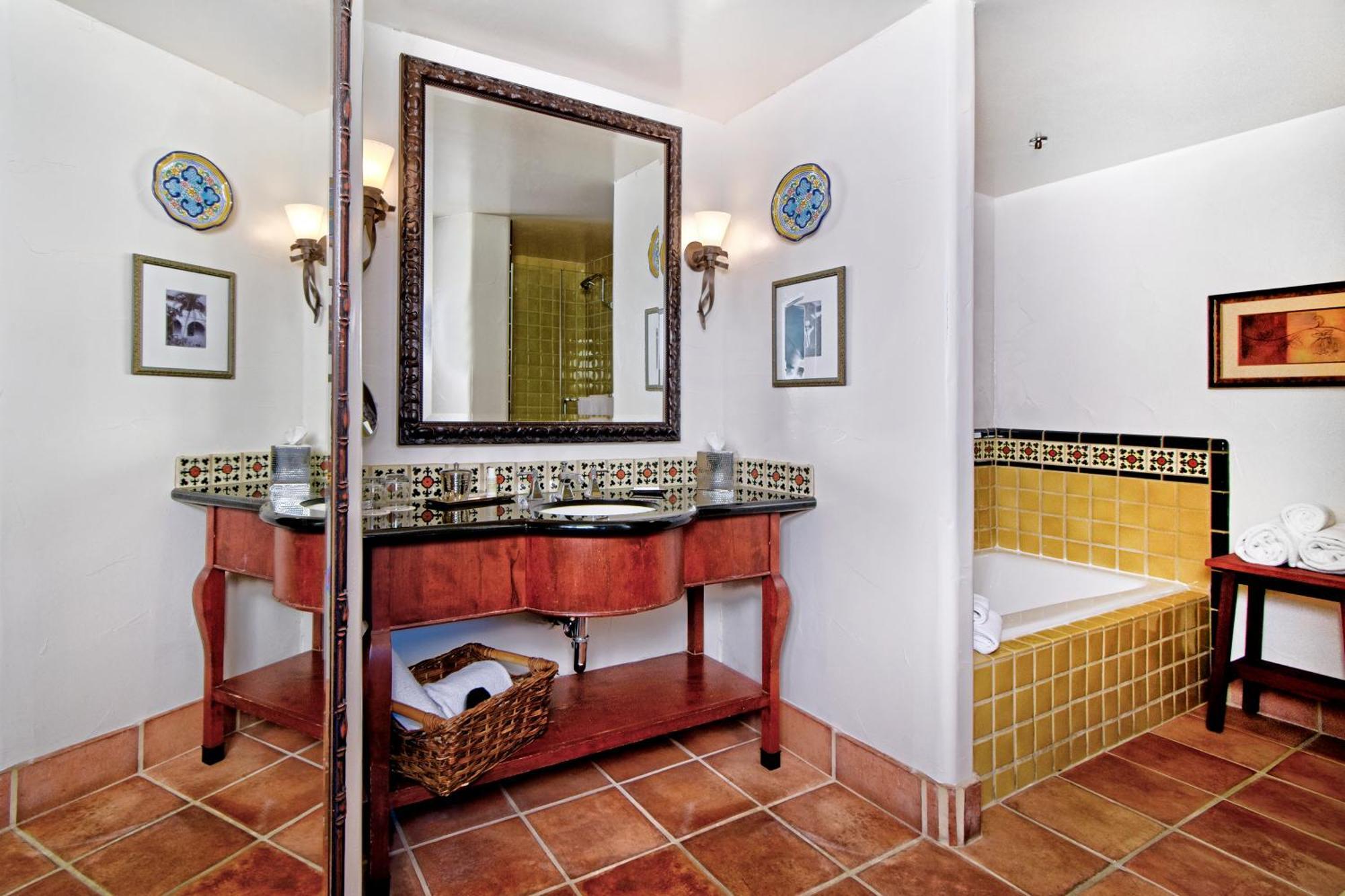 Hotel Los Gatos Extérieur photo